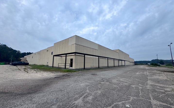 Pictures of Office, Industrial property located at 6633 Campbell, Hattiesburg, MS 39401 for lease - image #1