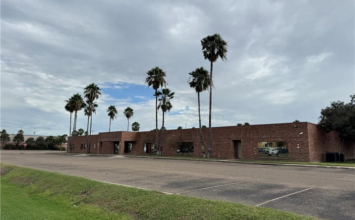 Pictures of Office property located at 900 E Esperanza Avenue, McAllen, TX 78501 for lease - image #1