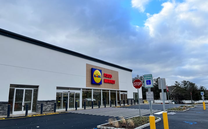 Pictures of Retail property located at 599 W Mt Pleasant Ave, Livingston, NJ 07039 for lease - image #1