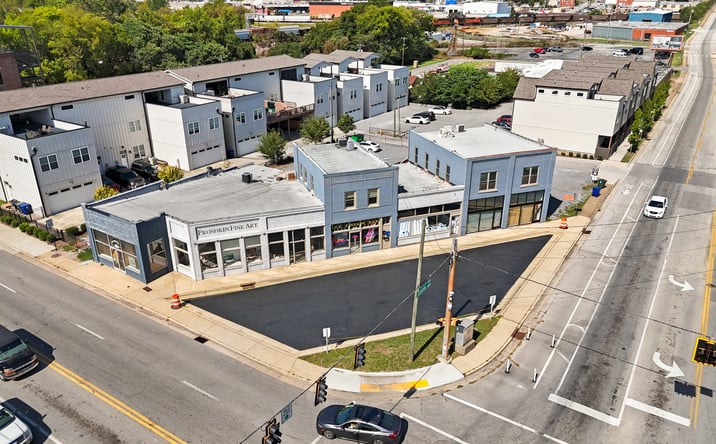 Pictures of Retail, Office, Restaurant property located at 847 E Main St, Chattanooga, TN 37408 for lease - image #1