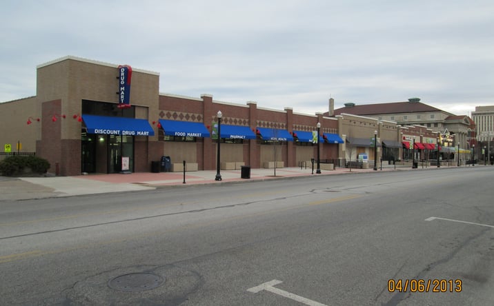 Pictures of Retail property located at 15320 Detroit Ave, Lakewood, OH 44107 for lease - image #1