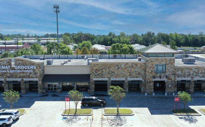 Pictures of Retail property located at 6911 FM 1960, Houston, TX 77069 for lease - image #1