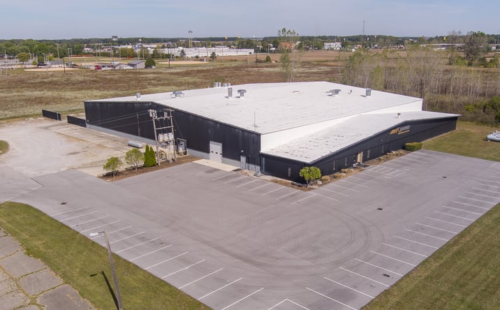 Pictures of Industrial property located at 851 Industrial Dr, Wapakoneta, OH 45895 for lease - image #1