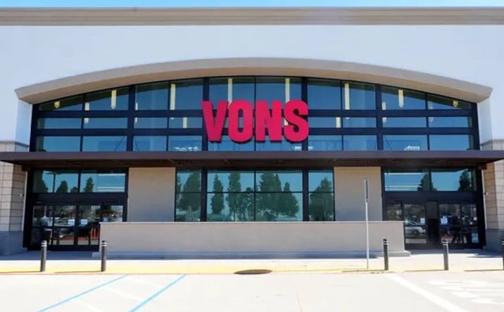 Pictures of Retail, Restaurant property located at 2667 Windmill Pkwy, Henderson, NV 89074 for lease - image #1
