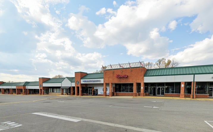 Pictures of Retail property located at 6015 Fort Avenue, Lynchburg, VA 24502 for lease - image #1
