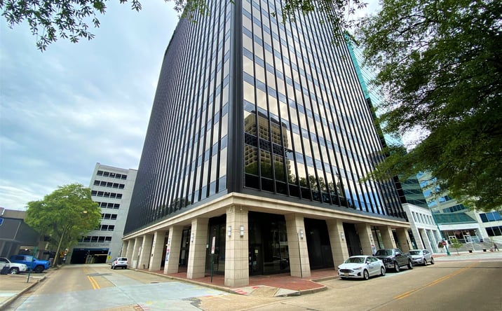 Pictures of Office property located at 500 E Main St, Norfolk, VA 23510 for lease - image #1