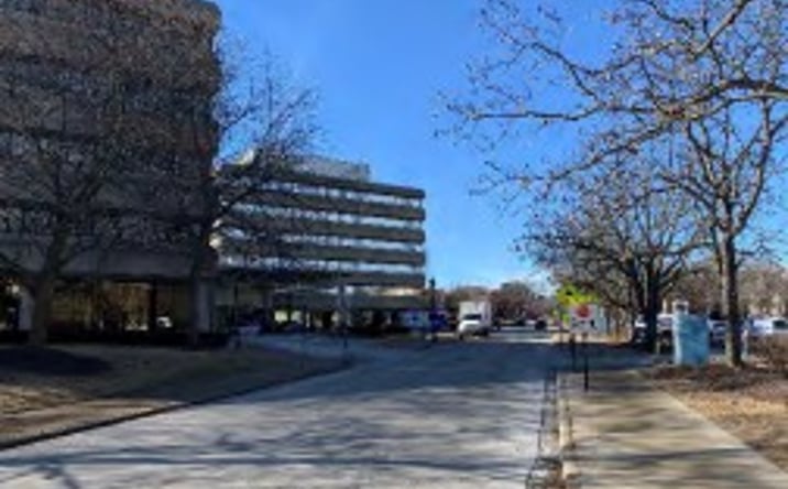 Pictures of Office, Special Purpose property located at 800 Austin St, Evanston, IL 60202 for lease - image #1
