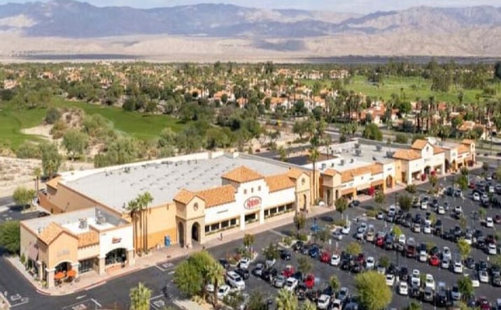 Pictures of Retail, Restaurant property located at 74884-74998 Country Club Drive, Palm Desert, CA 92260 for lease - image #1