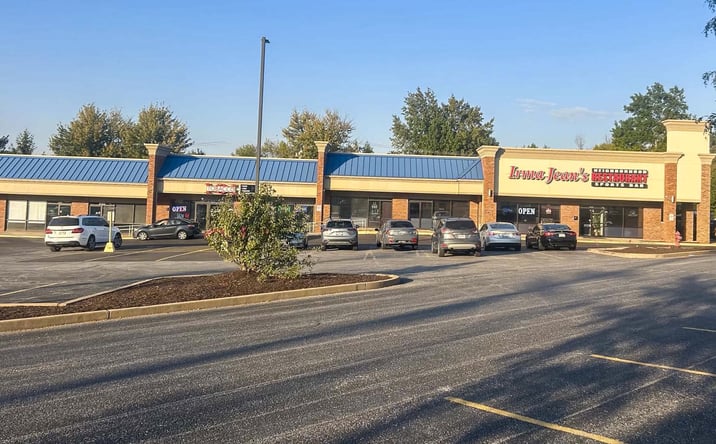 Pictures of Retail property located at 2183 Charbonier Rd, Florissant, MO 63031 for lease - image #1