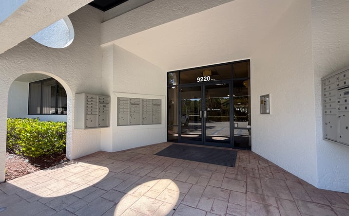 Pictures of Office property located at 9220 Bonita Beach Road Southeast, Bonita Springs, FL 34135 for lease - image #1