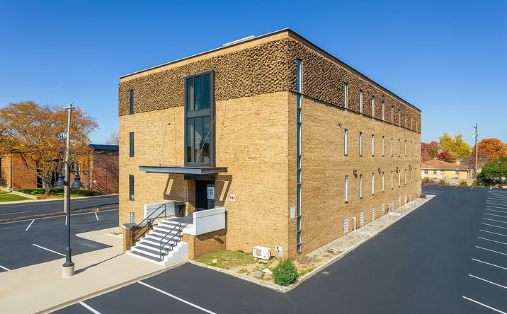 Pictures of Office property located at 1110 Morse Rd, Columbus, OH 43229 for lease - image #1