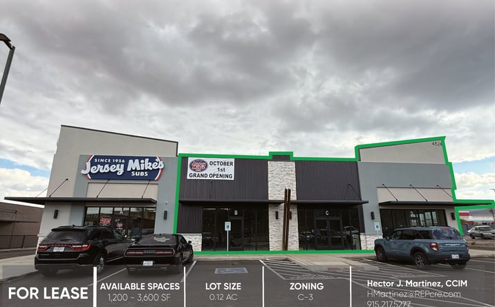 Pictures of Retail, Office property located at 4824 Woodrow Bean Transmountain, El Paso, TX 79924 for lease - image #1