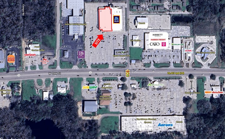 Pictures of Retail property located at 804 W Oak St, Amite City, LA 70422 for lease - image #1