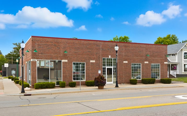 Pictures of Retail, Office property located at 218 S Main St, Almont, MI 48003 for lease - image #1