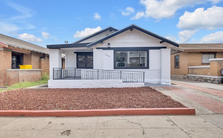 Pictures of Office property located at 2314 Montana Ave, El Paso, TX 79903 for lease - image #1