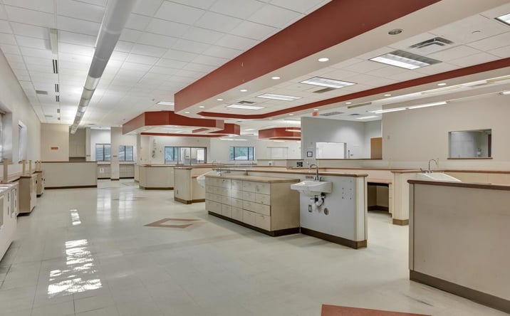 Pictures of Office property located at 700 S John Redditt Dr, Lufkin, TX 75904 for lease - image #1