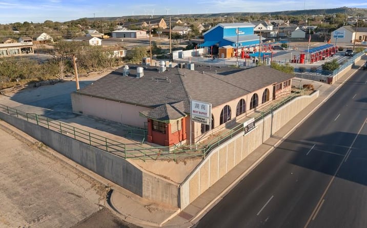 Pictures of Retail, Restaurant property located at 1201 S Gregg St, Big Spring, TX 79720 for lease - image #1