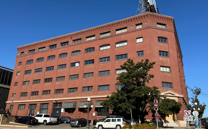 Pictures of Office property located at 287 6th St E, Saint Paul, MN 55101 for lease - image #1