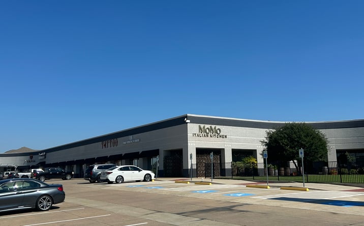 Pictures of Retail, Restaurant property located at 8989 Forest Ln, Dallas, TX 75243 for lease - image #1