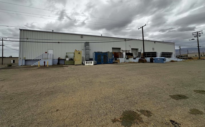 Pictures of Industrial property located at 17012 Roper St, Mojave, CA 93501 for lease - image #1