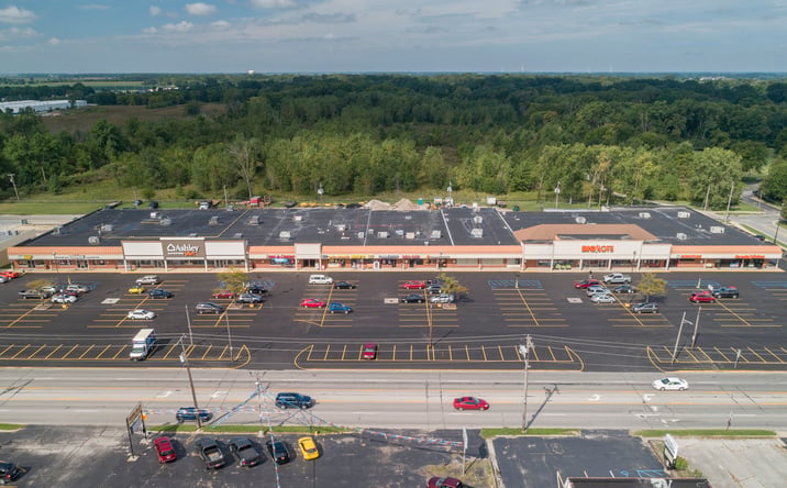 Pictures of Retail property located at 816 S Main St, Bowling Green, OH 43402 for lease - image #1
