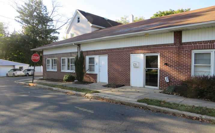 Pictures of Retail, Office, Special Purpose property located at 152 Altamawr Ave, Lawrence Township, NJ 08648 for lease - image #1
