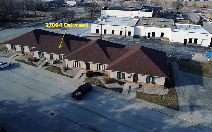 Pictures of Office property located at 27064 Oakmead Dr, Perrysburg, OH 43551 for lease - image #1