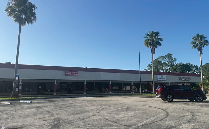 Pictures of Retail property located at 1440 W International Speedway Blvd, Daytona Beach, FL 32114 for lease - image #1