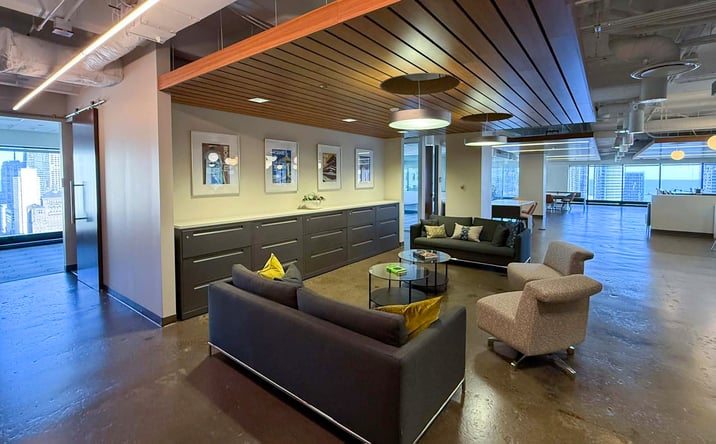 Pictures of Office property located at 444 N Michigan Ave, Chicago, IL 60611 for lease - image #1