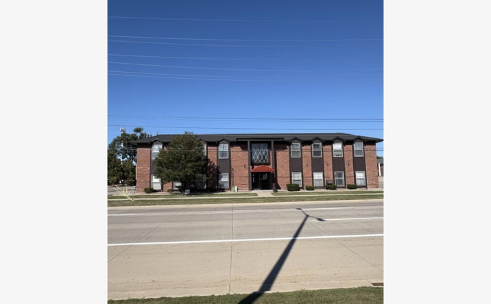 Pictures of Office property located at 39393 Van Dyke Ave, Sterling Heights, MI 48313 for lease - image #1