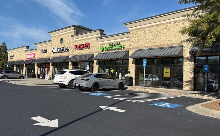 Pictures of Retail, Industrial property located at 4895 Peachtree Industrial Boulevard, Norcross, GA 30092 for lease - image #1