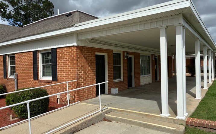 Pictures of Office property located at 1142 N Road St, Elizabeth City, NC 27909 for lease - image #1