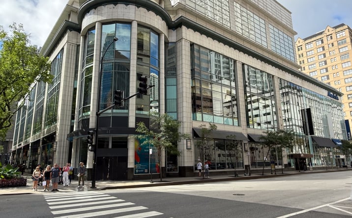 Pictures of Retail property located at 600 N Michigan Ave, Chicago, IL 60611 for lease - image #1