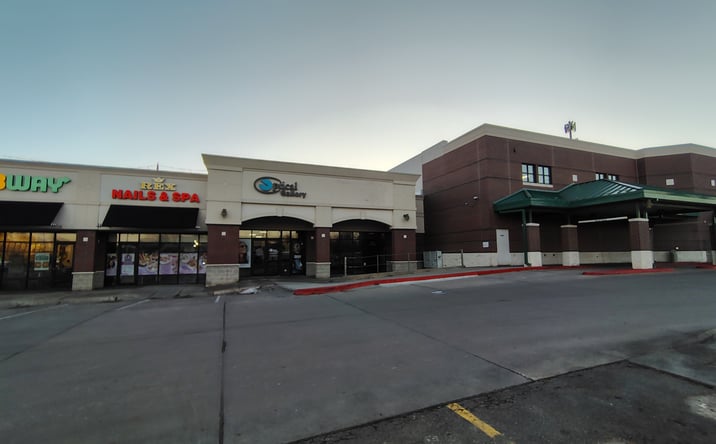 Pictures of Retail property located at 1550 S Coddington Ave, Lincoln, NE 68522 for lease - image #1