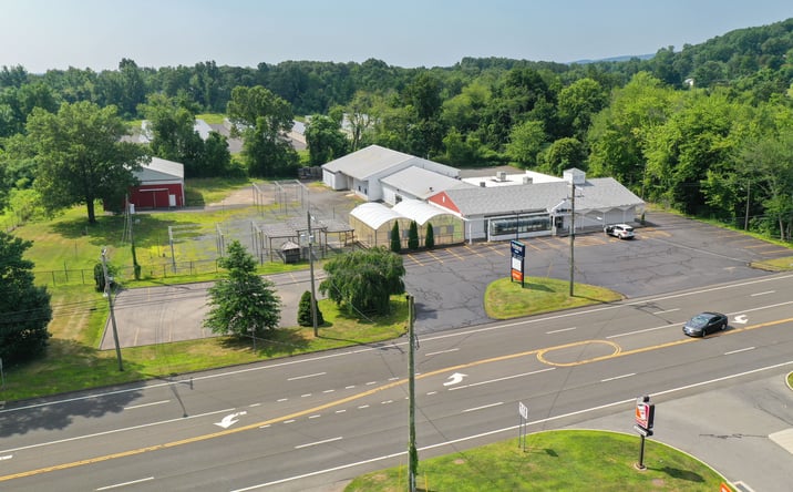 Pictures of Retail property located at 147 Meriden Rd, Middlefield, CT 06455 for lease - image #1