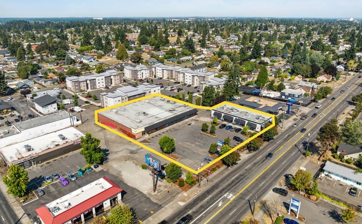 Pictures of Retail property located at 7030 - 7052 Pacific Ave, Tacoma, WA 98408 for lease - image #1