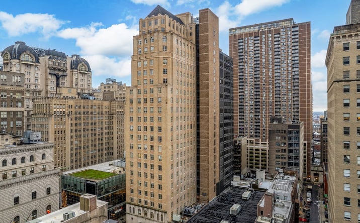 Pictures of Office property located at 1500 Walnut St, Philadelphia, PA 19102 for lease - image #1