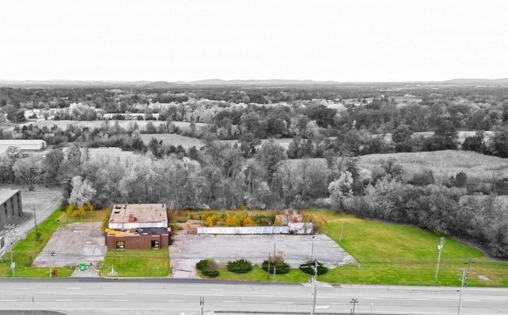 Pictures of Retail, Office property located at 6170 York Rd, New Oxford, PA 17350 for lease - image #1