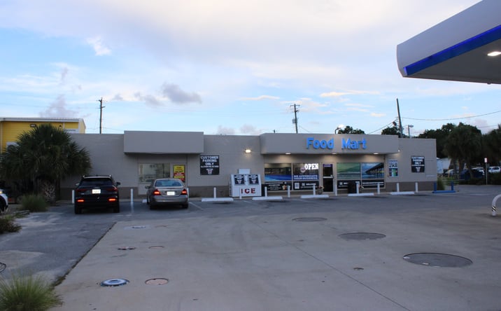 Pictures of Retail property located at 1136 Beck Ave, Panama City, FL 32401 for lease - image #1