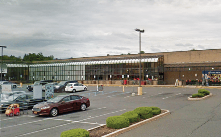 Pictures of Retail property located at 45 US-9W, West Haverstraw, NY 10993 for lease - image #1