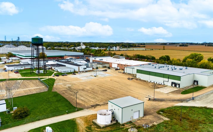 Pictures of Industrial property located at 347 N 43rd Rd, Mendota, IL 61342 for lease - image #1