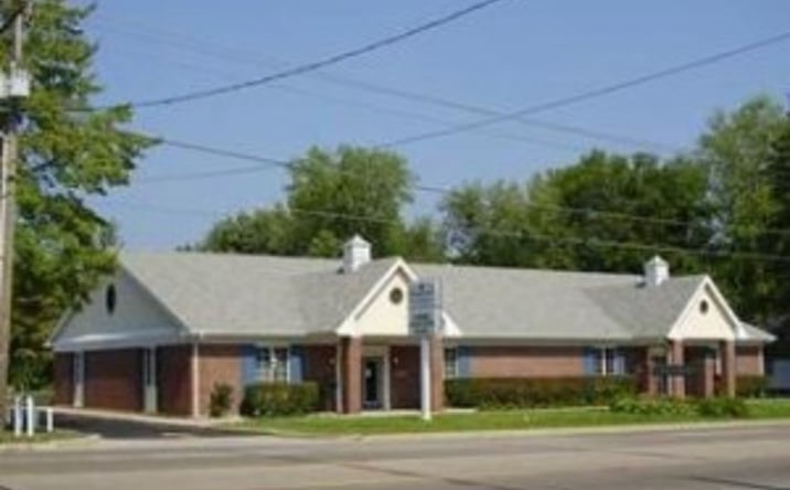 Pictures of Office property located at 1355 E Napier Ave, Benton Harbor, MI 49022 for lease - image #1