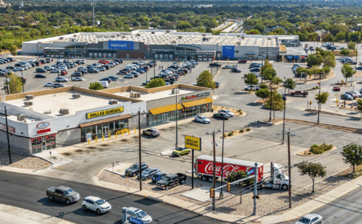 Pictures of Retail property located at 934 Bandera Rd, San Antonio, TX 78228 for lease - image #1