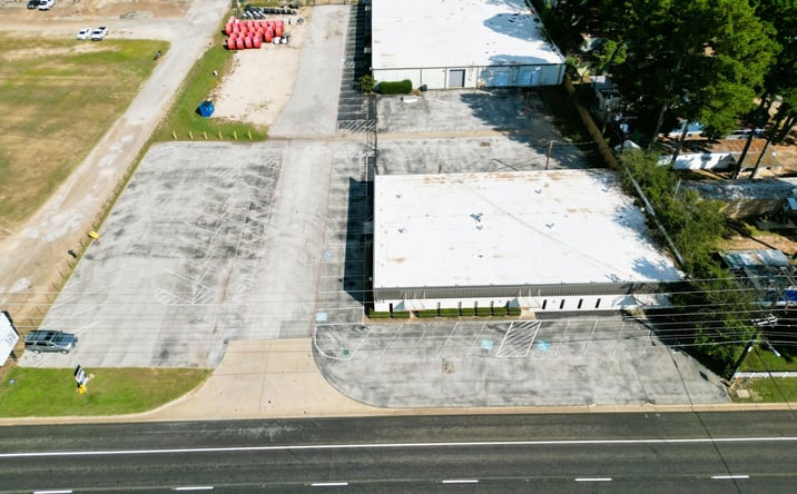 Pictures of Office, Industrial property located at 812-814 S Eastman Rd, Longview, TX 75602 for lease - image #1