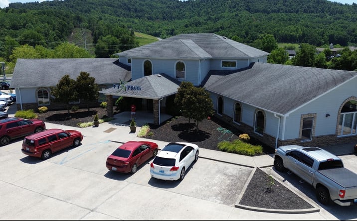 Pictures of Office property located at 383 Corbin Center Dr, Corbin, KY 40701 for lease - image #1