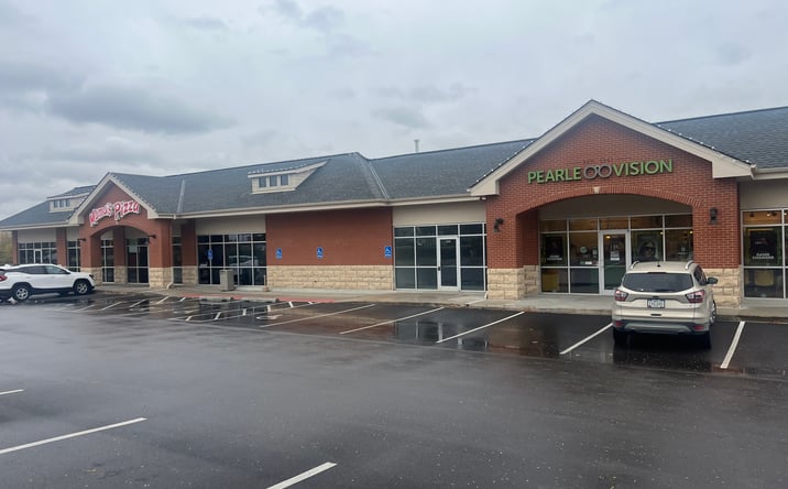 Pictures of Retail property located at 8146 S 96th St, La Vista, NE 68128 for lease - image #1