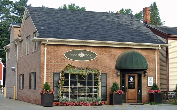 Pictures of Retail, Office property located at 32749 Franklin Rd, Franklin, MI 48025 for lease - image #1