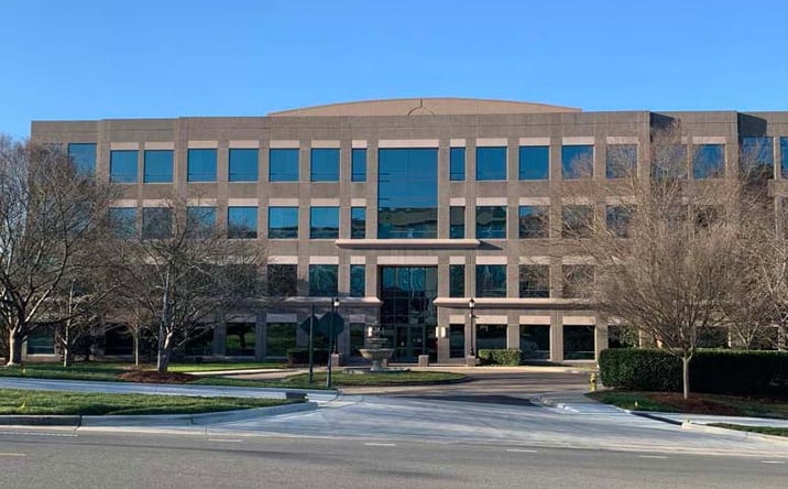Pictures of Retail property located at 13515 Ballantyne Corporate Pl, Charlotte, NC 28277 for lease - image #1