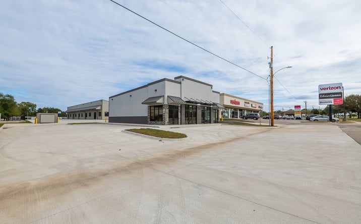 Pictures of Office property located at 1500 East 61st St N, Park City, KS 67219 for lease - image #1