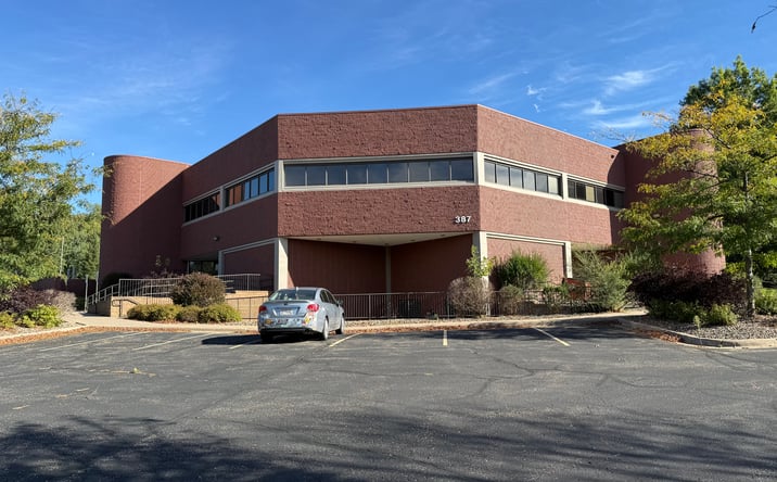 Pictures of Office property located at 387 Arrow Ct, River Falls, WI 54022 for lease - image #1